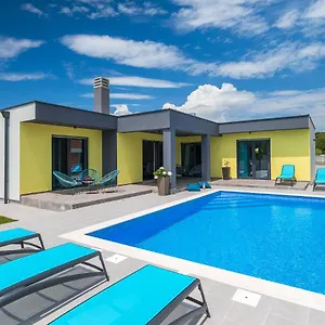 Villa Kuca Za Odmor Ines, Pula